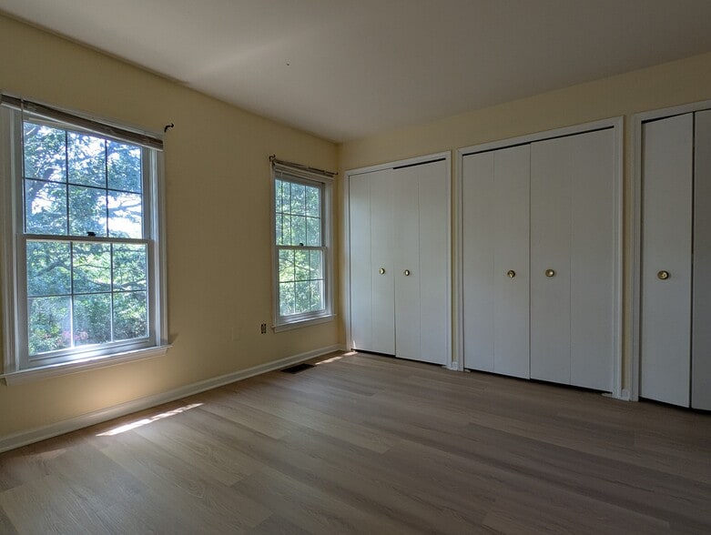 Building Photo - 3829 Water Drop Ct