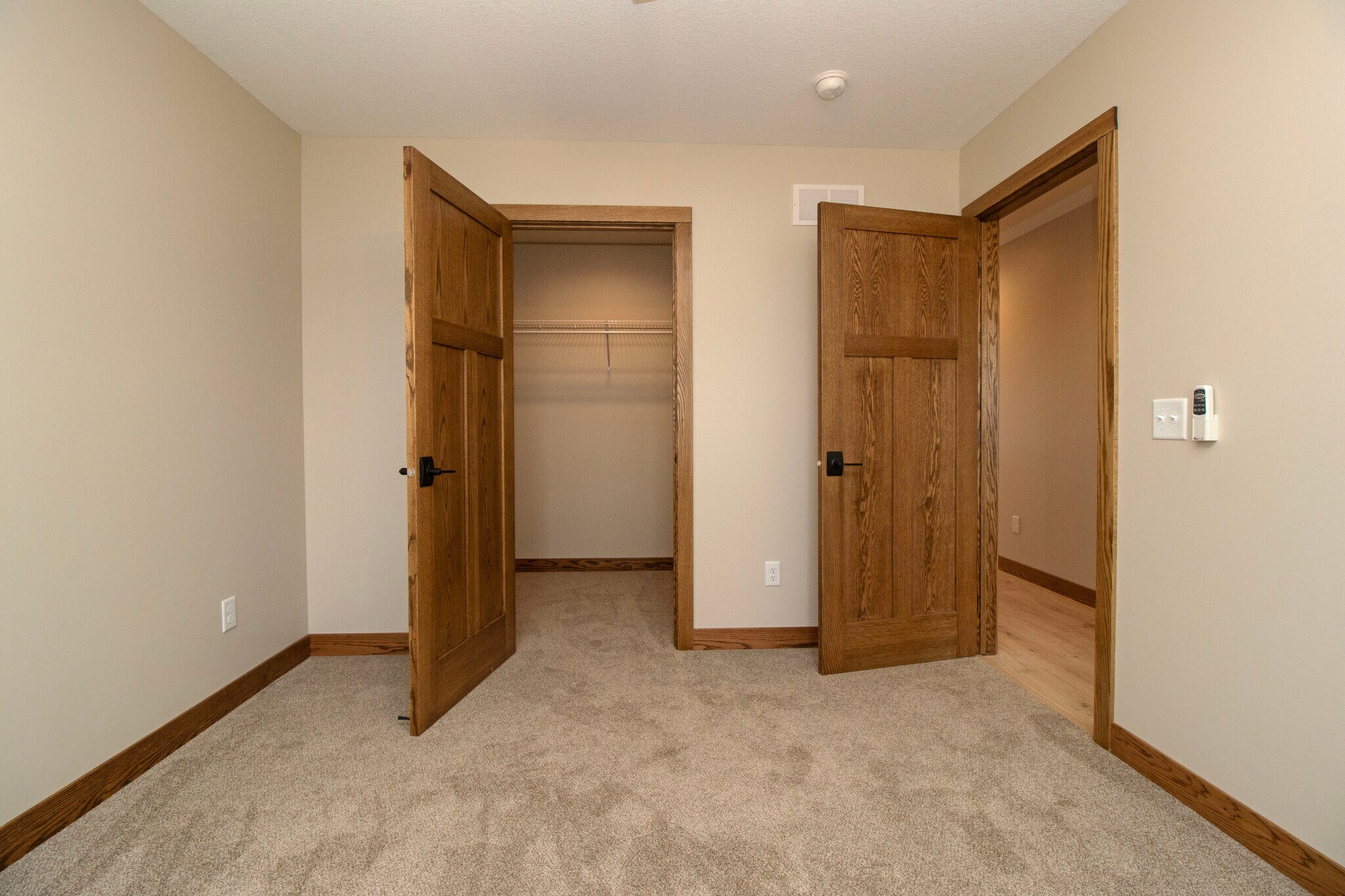 Building Photo - 610 Martin Ave