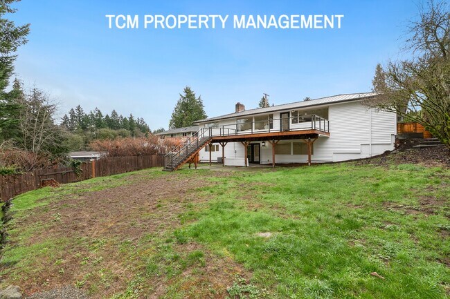 Building Photo - 1121 E Guiberson St