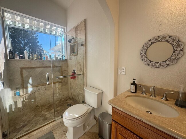 Building Photo - Beautiful single story home located in Ocean Hills! MORE PHOTOS TO COME OF INTERIOR