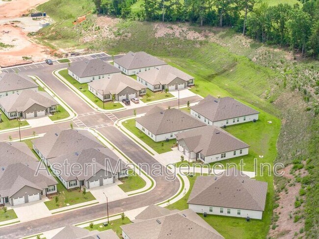 Building Photo - 2141 Houston Lake Rd