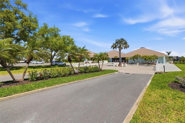 Building Photo - 9495 Blind Pass Rd