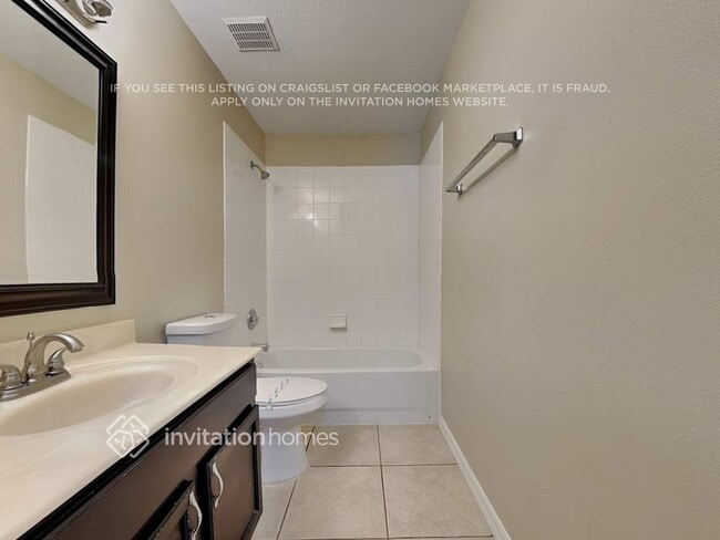 Building Photo - 2103 Hammock Moss Dr