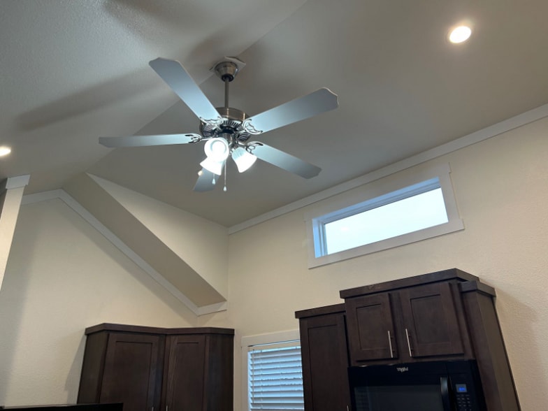 Building Photo - 5215 Crestway Rd