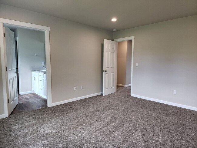 Building Photo - Yelm Creek Estates, New Construction 4 Bedroom, 2.5 Bathroom Home!