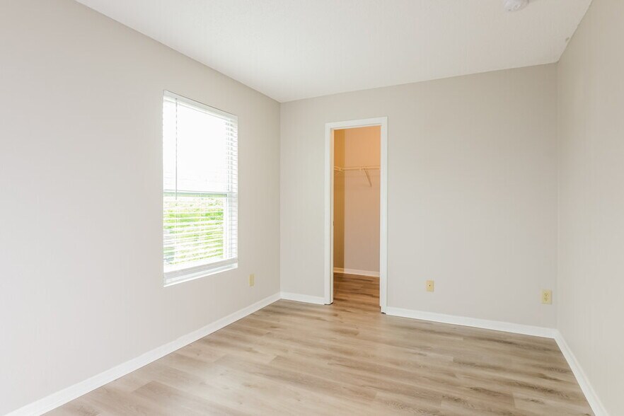 Building Photo - 14427 Cuppola Dr