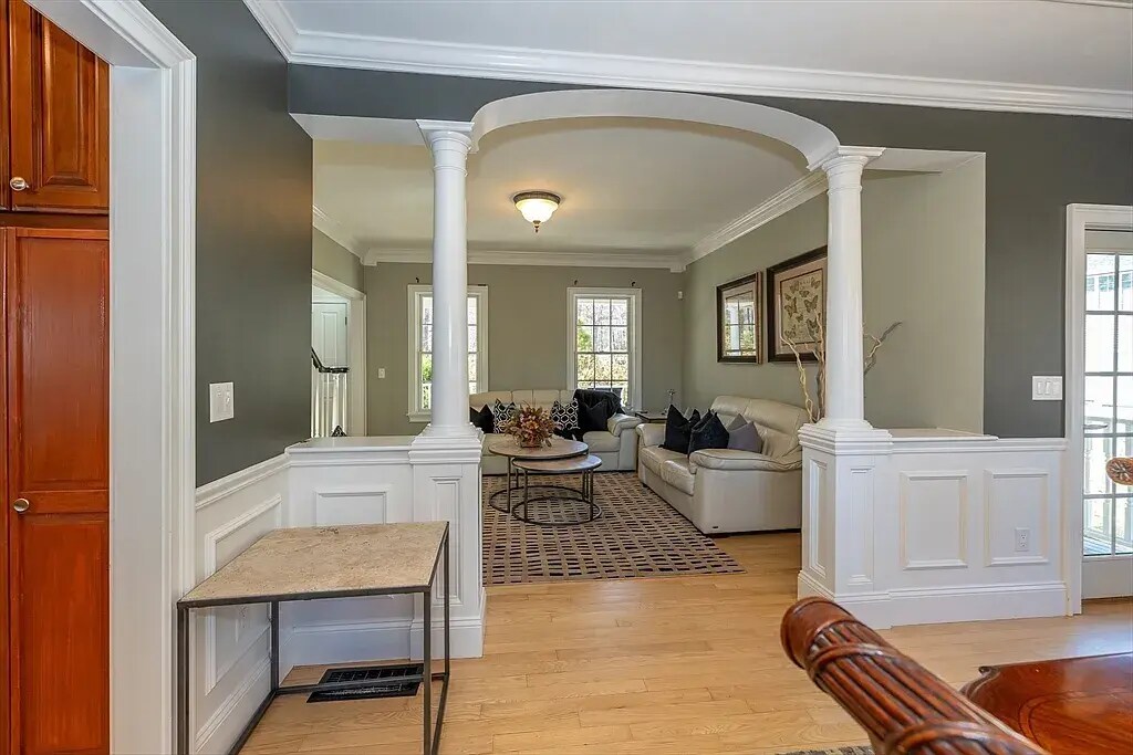 Building Photo - 120 Adams St