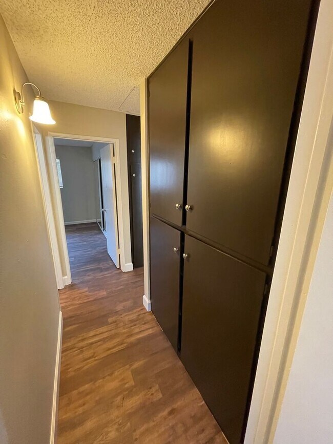 Building Photo - Grove Condos