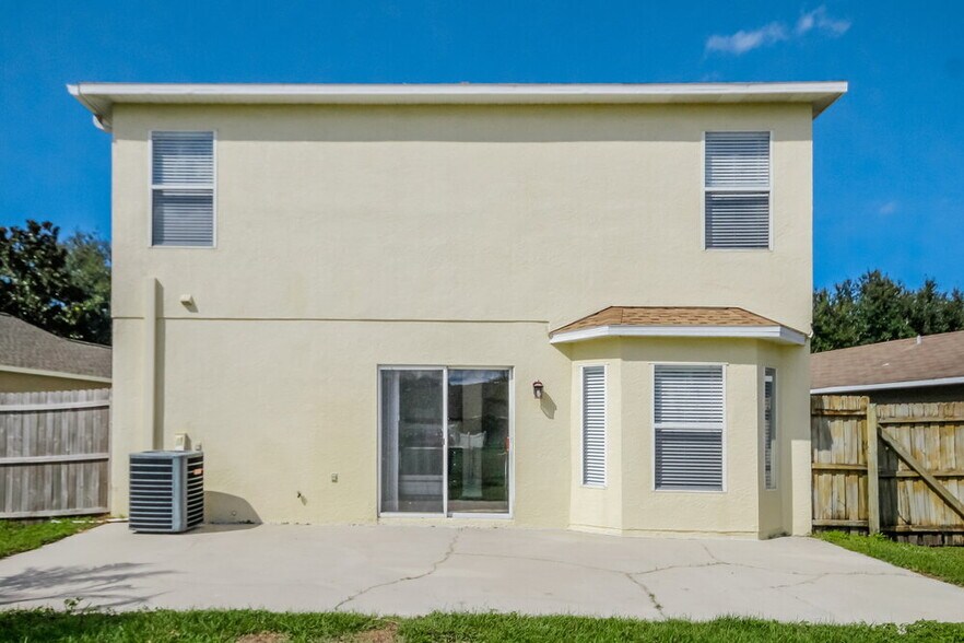 Building Photo - 12614 Montford Ln
