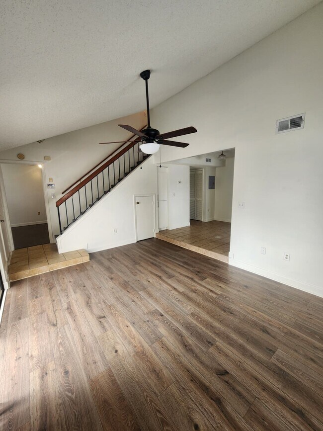 Building Photo - 3103 Rio Grande Trail