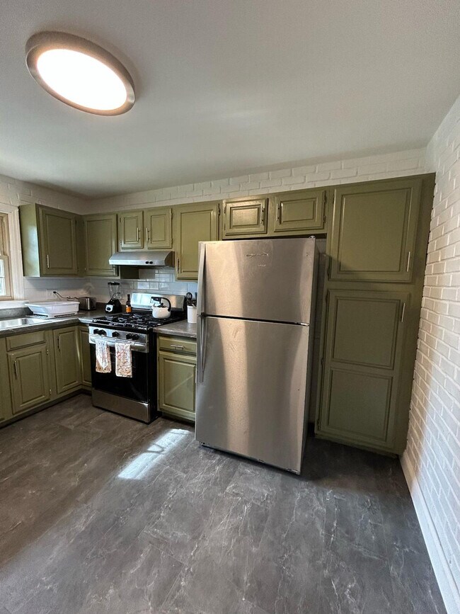 Building Photo - 11915 Brampton Hunt Rd