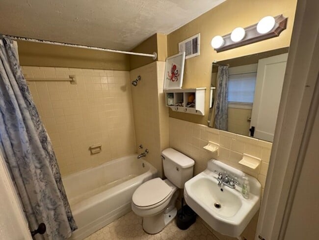 Building Photo - 1095 Macon Hwy