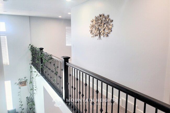 Building Photo - 3861 Spring Brook Ln