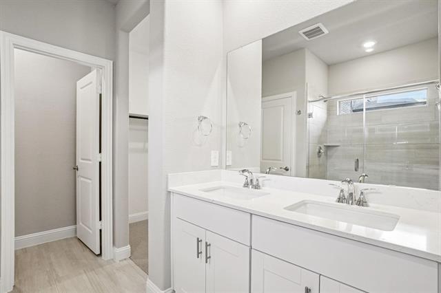 Building Photo - 517 Blanton St