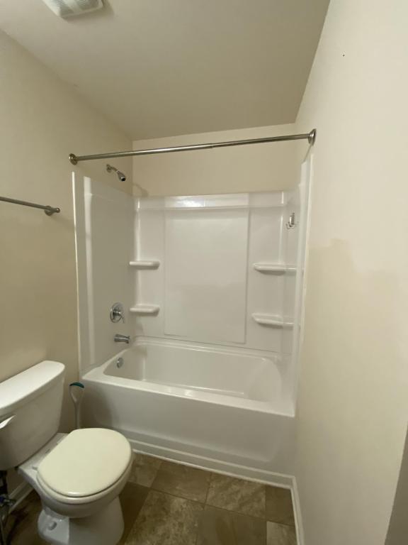 Building Photo - 137 Bendick Ct
