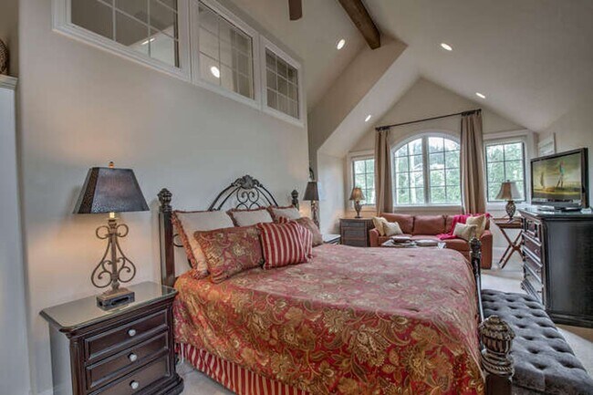 Building Photo - Winter Rental