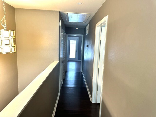 Building Photo - 11710 Southlake Dr