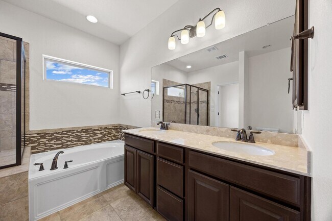 Building Photo - 7220 Wyoming Springs Dr