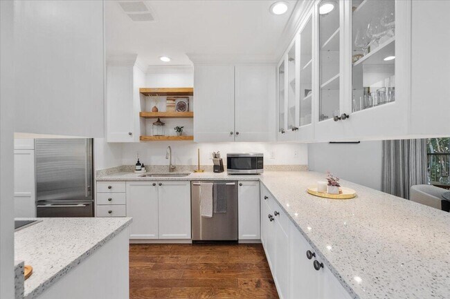 Building Photo - 13230 Polo Club Rd
