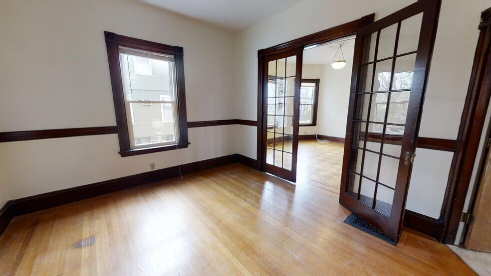 Building Photo - 97 Hawthorne St