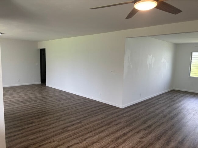 Building Photo - OAHU9366 - Keep all tenants MTM - Owner ma...