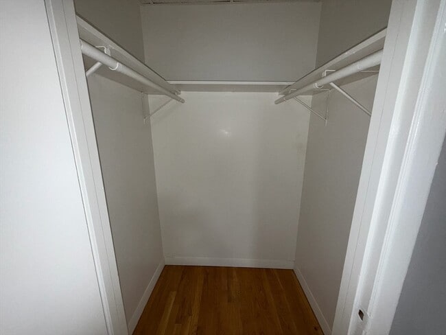 Building Photo - 83 Haven St