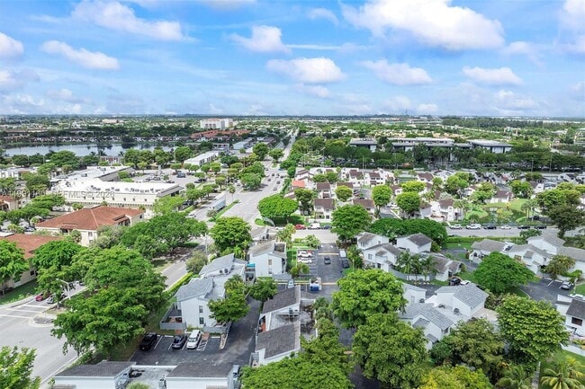 Building Photo - 10542 NW 7th Terrace