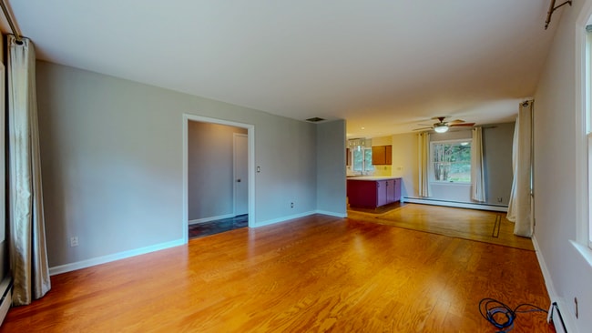 Building Photo - Spacious 3-Bedroom Split-Level with Firepl...