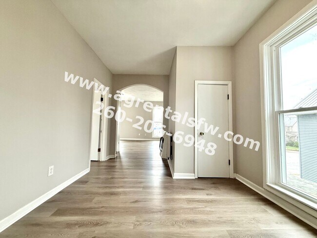 Building Photo - 615 S Jefferson St