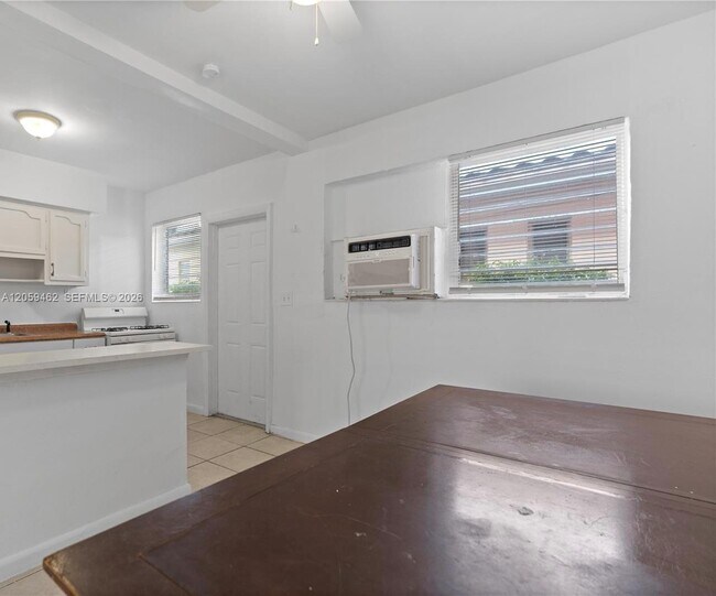 Building Photo - 744 85th St