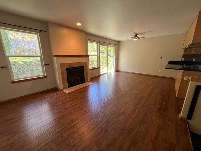 Building Photo - 3 Bed, 2 Bath Sudden Valley Home with Natu...
