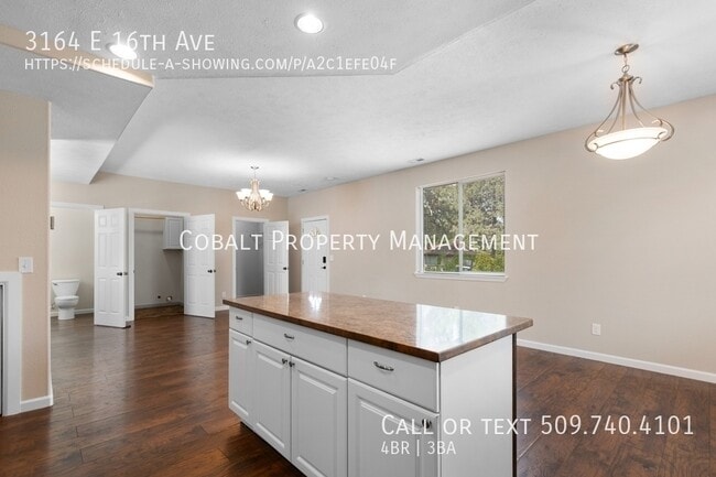 Building Photo - 3164 E 16th Ave