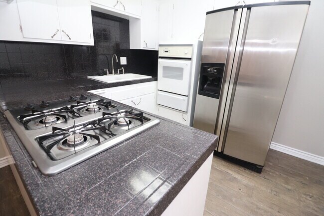 Floorplan - 704 40th Street