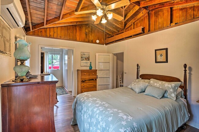 Building Photo - 1630 17th St NW