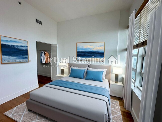 Building Photo - 950 Brickell Bay Dr