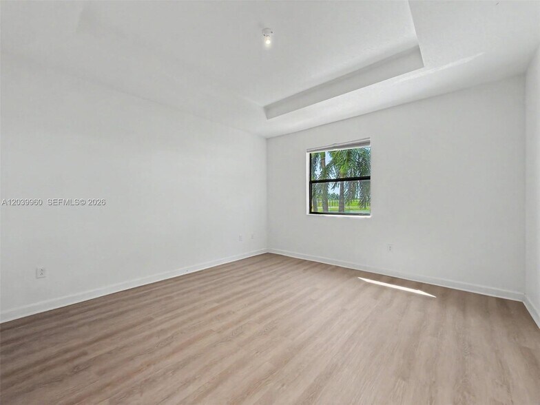 Building Photo - 11296 SW 254th Ter