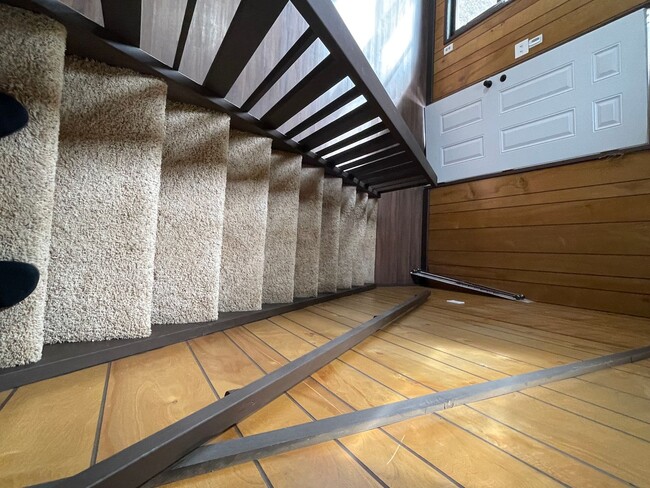 Building Photo - Magalia- 3 bedroom 2 bathroom, 2 story, detached garage, extra lot available