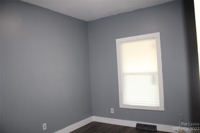 Building Photo - 13030 Homewood Dr