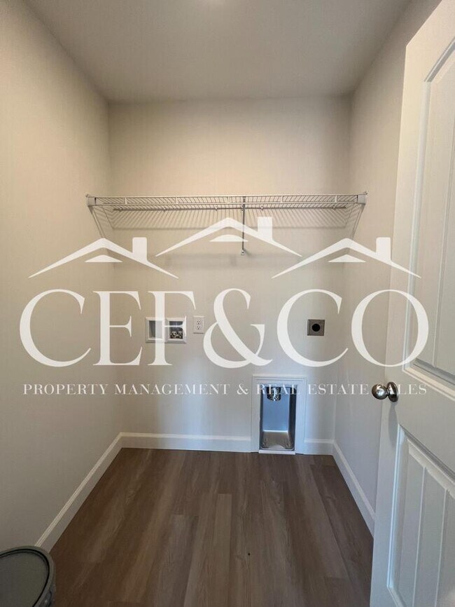 Building Photo - Stunning New 3-Bedroom, 2-Bath Home in Spa...