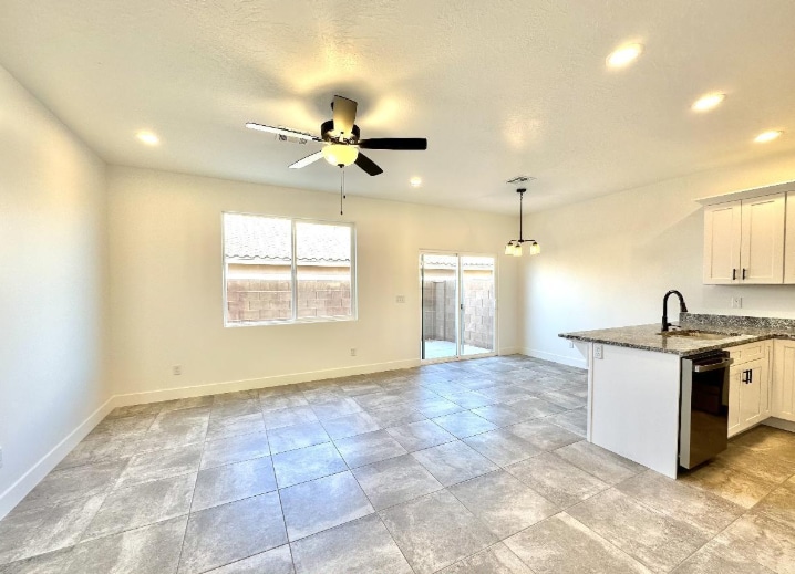 Building Photo - 345 N 2480 W