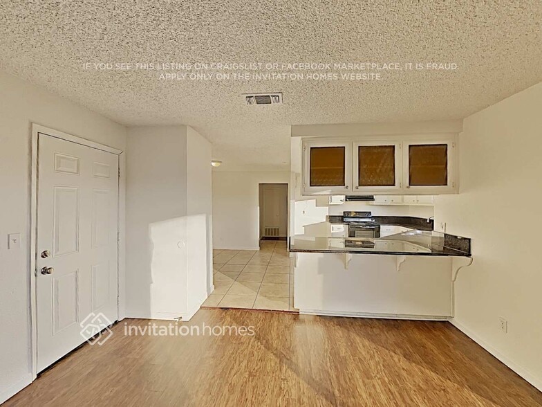 Building Photo - 7483 Mandy Dr