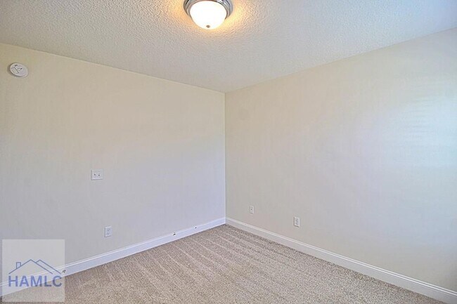 Building Photo - 790 Grayson Ave