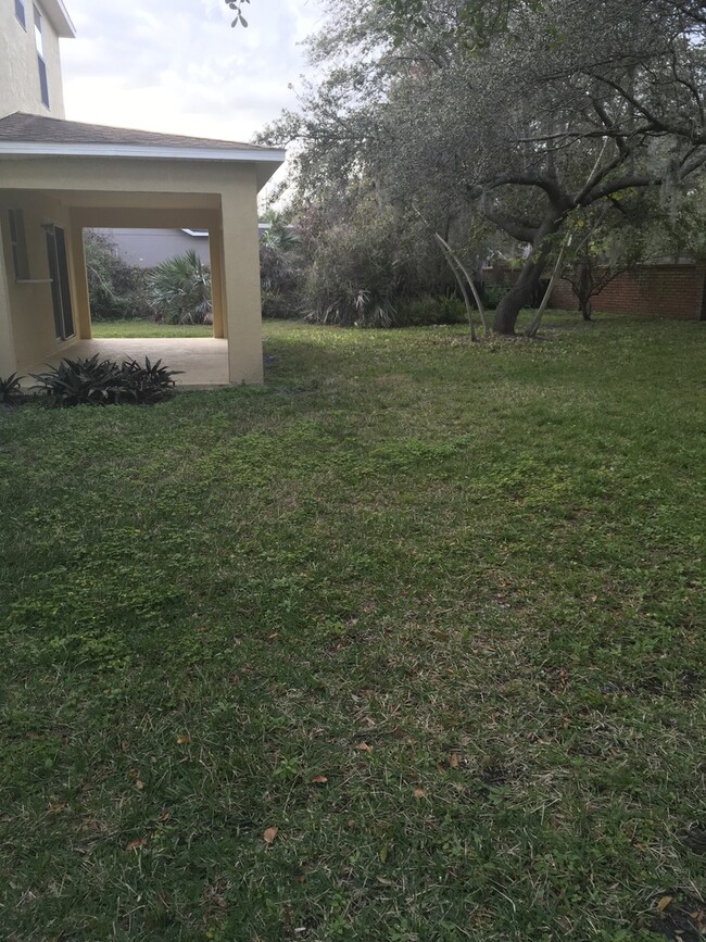 Building Photo - Updated Spacious Home in Oviedo