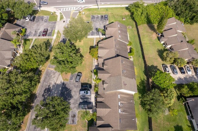 Building Photo - 3135 Enclave Ct