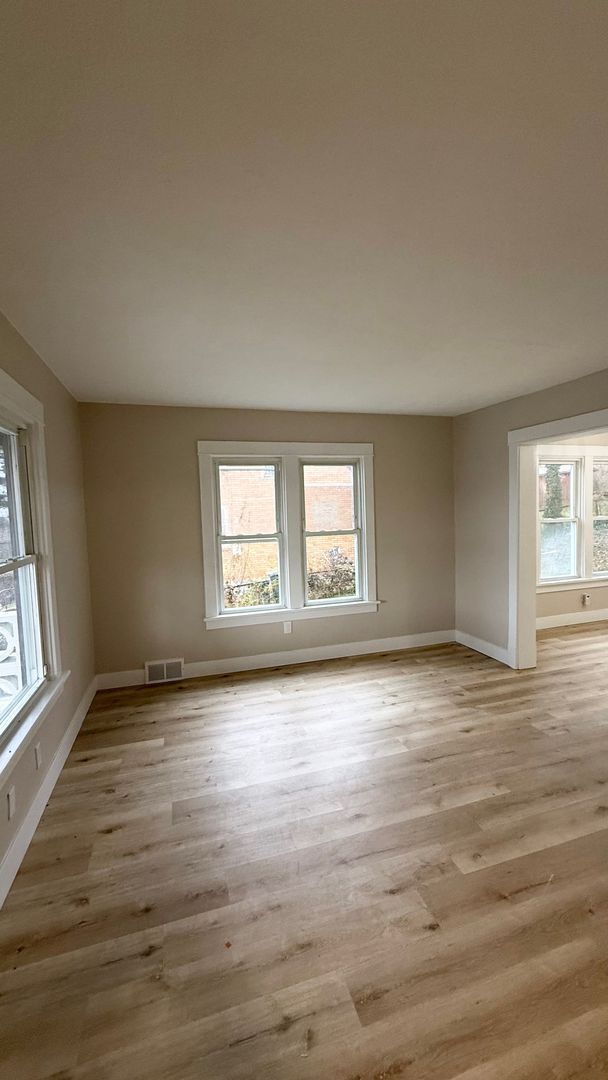 Building Photo - Newly Remodeled 3 Bedroom in Overbrook- Garage and Central AC!!