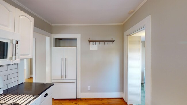 Building Photo - 1919 Nassau Blvd