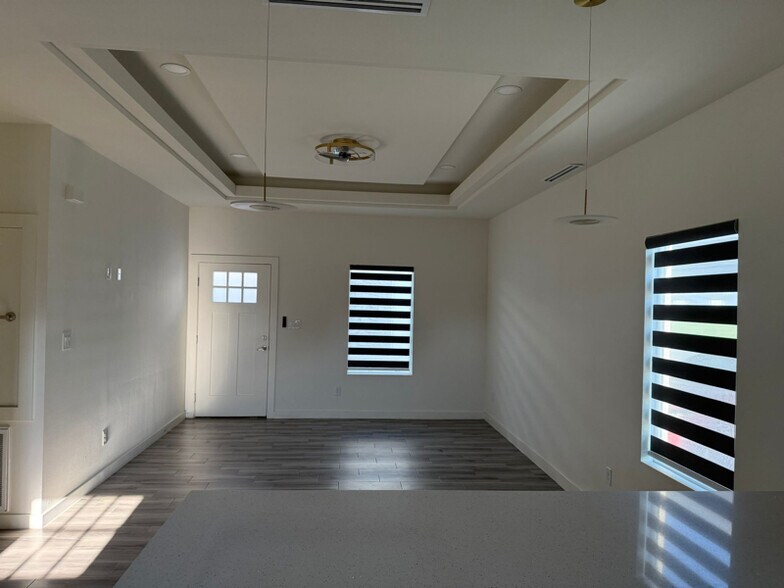 Building Photo - 2508 Mockingbird Rd