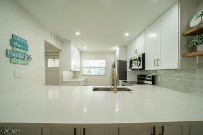 Building Photo - 17451 Overhill Dr