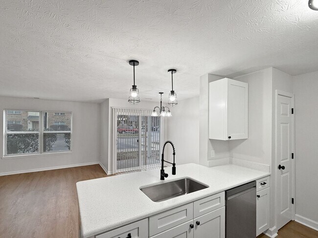Building Photo - 4153 Bell Rd
