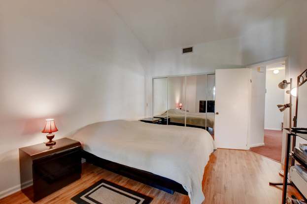 Building Photo - 6553 Via Regina